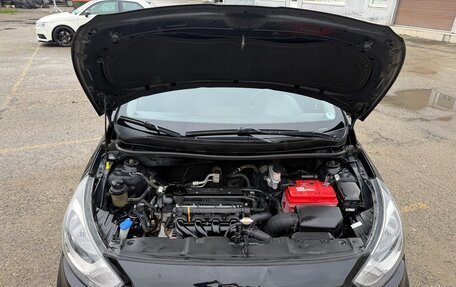 Hyundai Solaris II рестайлинг, 2011 год, 749 000 рублей, 13 фотография