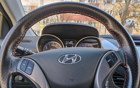 Hyundai Elantra V, 2012 год, 960 000 рублей, 10 фотография