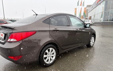 Hyundai Solaris II рестайлинг, 2015 год, 845 000 рублей, 4 фотография