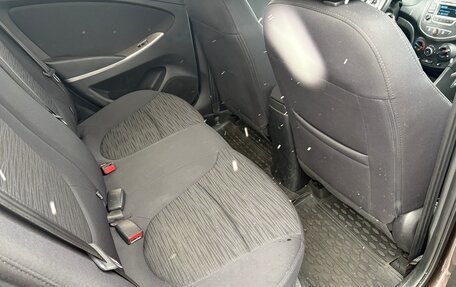 Hyundai Solaris II рестайлинг, 2015 год, 845 000 рублей, 11 фотография