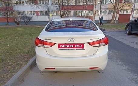 Hyundai Elantra V, 2012 год, 960 000 рублей, 3 фотография