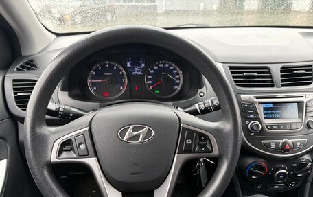 Hyundai Solaris II рестайлинг, 2015 год, 845 000 рублей, 16 фотография