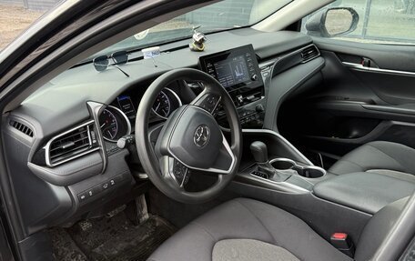 Toyota Camry, 2021 год, 2 900 000 рублей, 4 фотография