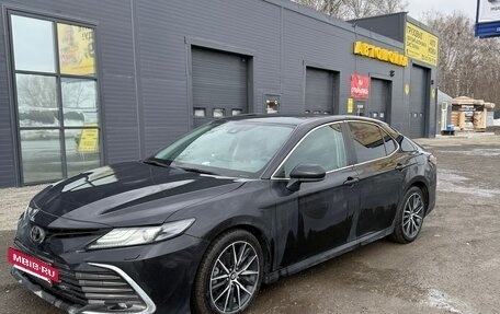 Toyota Camry, 2021 год, 2 900 000 рублей, 5 фотография