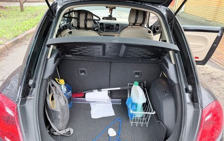 Volkswagen Beetle, 2014 год, 1 800 000 рублей, 22 фотография