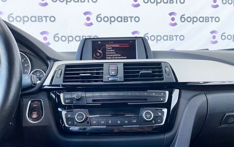 BMW 3 серия, 2016 год, 1 985 000 рублей, 18 фотография