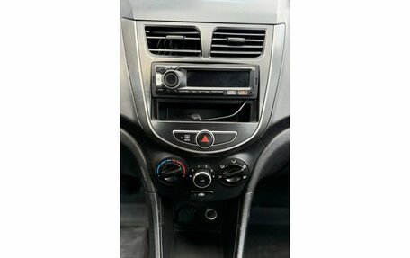 Hyundai Solaris II рестайлинг, 2011 год, 399 000 рублей, 13 фотография