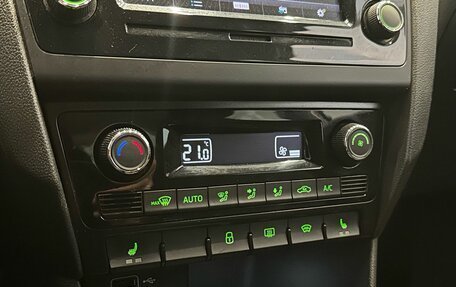 Skoda Rapid I, 2018 год, 1 290 000 рублей, 13 фотография