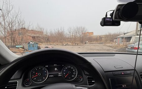 Volkswagen Touareg III, 2013 год, 2 190 000 рублей, 2 фотография