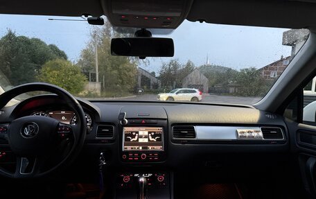 Volkswagen Touareg III, 2013 год, 2 190 000 рублей, 13 фотография