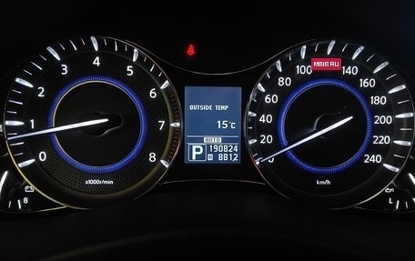 Infiniti QX56, 2012 год, 2 500 000 рублей, 12 фотография