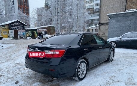 Toyota Camry, 2013 год, 1 370 000 рублей, 7 фотография