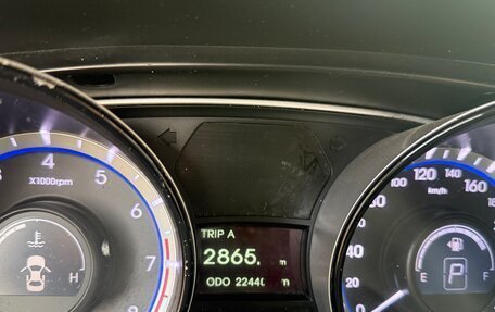 Hyundai Sonata VI, 2011 год, 1 050 000 рублей, 11 фотография