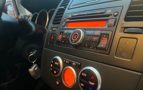 Nissan Tiida, 2011 год, 645 000 рублей, 23 фотография