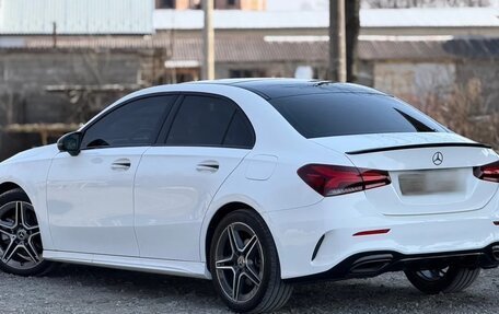 Mercedes-Benz A-Класс, 2022 год, 2 410 000 рублей, 6 фотография