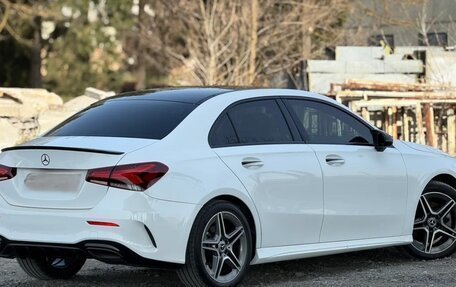 Mercedes-Benz A-Класс, 2022 год, 2 410 000 рублей, 5 фотография