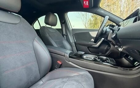 Mercedes-Benz A-Класс, 2022 год, 2 410 000 рублей, 9 фотография