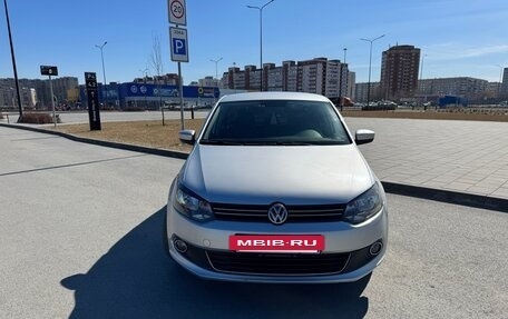 Volkswagen Polo VI (EU Market), 2011 год, 630 000 рублей, 2 фотография