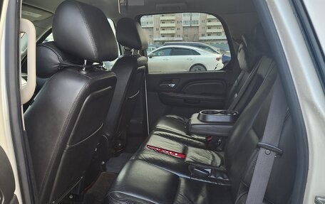 Cadillac Escalade III, 2010 год, 1 950 000 рублей, 6 фотография