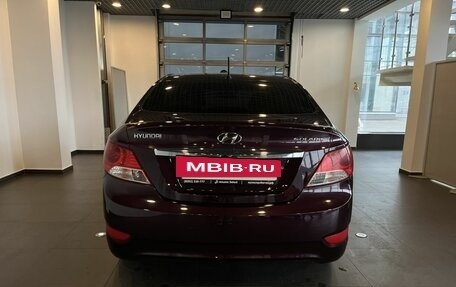 Hyundai Solaris II рестайлинг, 2012 год, 820 000 рублей, 4 фотография