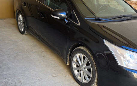 Toyota Avensis III рестайлинг, 2009 год, 930 000 рублей, 3 фотография