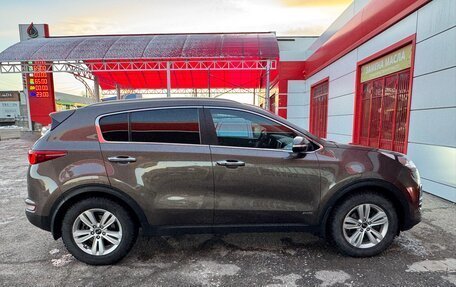 KIA Sportage IV рестайлинг, 2016 год, 1 950 000 рублей, 2 фотография