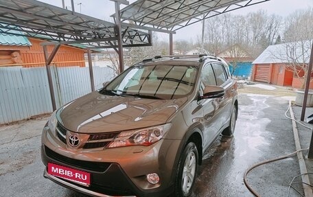 Toyota RAV4, 2013 год, 2 250 000 рублей, 4 фотография