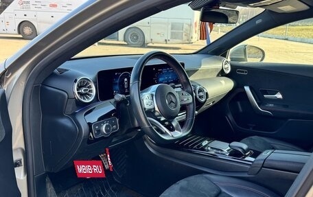 Mercedes-Benz A-Класс, 2020 год, 3 050 000 рублей, 10 фотография