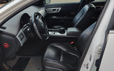 Jaguar XF I рестайлинг, 2012 год, 1 800 000 рублей, 22 фотография