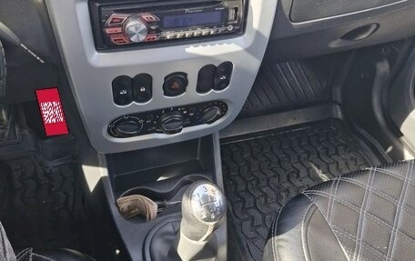 Renault Sandero I, 2013 год, 570 000 рублей, 19 фотография