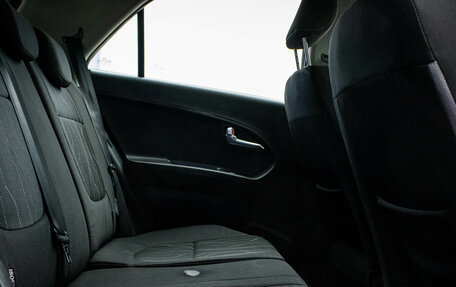 KIA Picanto II, 2011 год, 599 000 рублей, 11 фотография