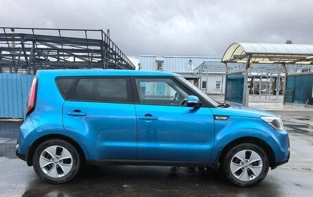 KIA Soul II рестайлинг, 2015 год, 950 000 рублей, 1 фотография