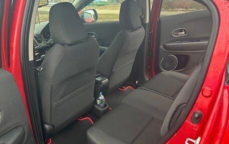 Honda Vezel, 2020 год, 2 150 000 рублей, 3 фотография