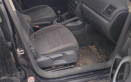 Volkswagen Jetta VI, 2006 год, 350 000 рублей, 5 фотография