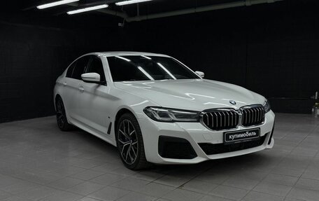 BMW 5 серия, 2021 год, 4 837 700 рублей, 3 фотография