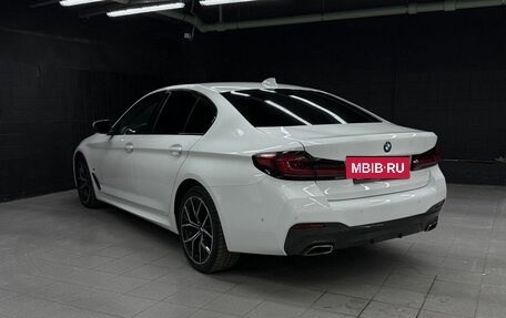 BMW 5 серия, 2021 год, 4 837 700 рублей, 4 фотография