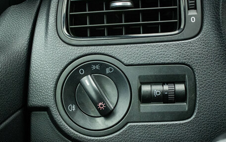 Volkswagen Polo VI (EU Market), 2014 год, 899 000 рублей, 14 фотография