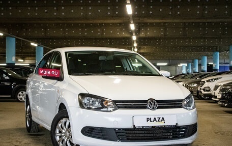 Volkswagen Polo VI (EU Market), 2014 год, 899 000 рублей, 2 фотография