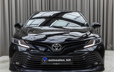 Toyota Camry, 2019 год, 3 150 000 рублей, 2 фотография