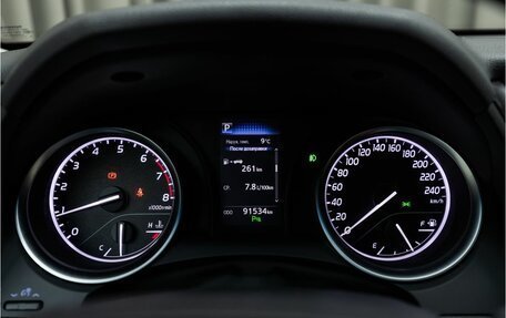 Toyota Camry, 2019 год, 3 150 000 рублей, 15 фотография