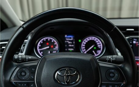 Toyota Camry, 2019 год, 3 150 000 рублей, 16 фотография