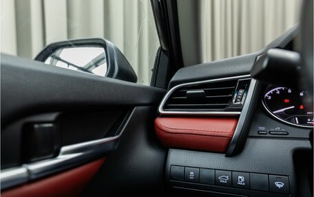 Toyota Camry, 2019 год, 3 150 000 рублей, 22 фотография