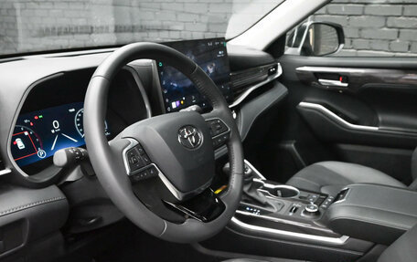 Toyota Highlander, 2025 год, 5 950 000 рублей, 22 фотография