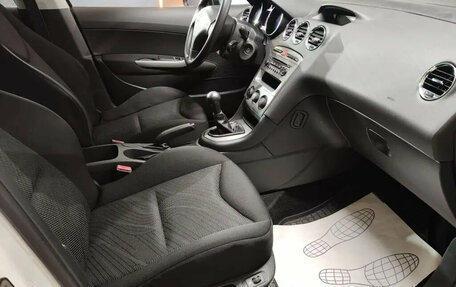 Peugeot 308 II, 2011 год, 450 000 рублей, 8 фотография