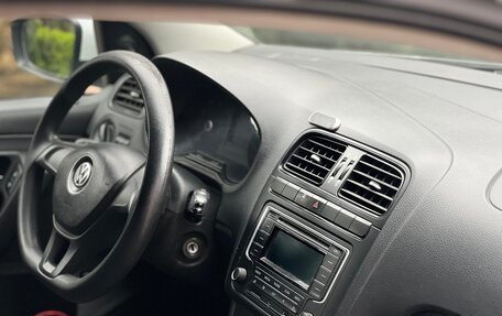 Volkswagen Polo VI (EU Market), 2017 год, 660 000 рублей, 5 фотография