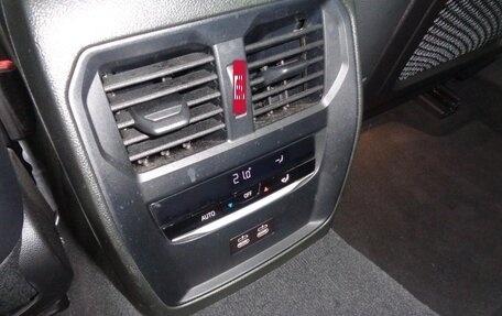 BMW 3 серия, 2023 год, 3 420 000 рублей, 12 фотография