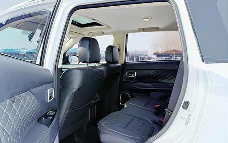 Mitsubishi Outlander III рестайлинг 3, 2022 год, 2 720 000 рублей, 18 фотография