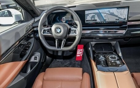 BMW 5 серия, 2026 год, 13 250 000 рублей, 16 фотография