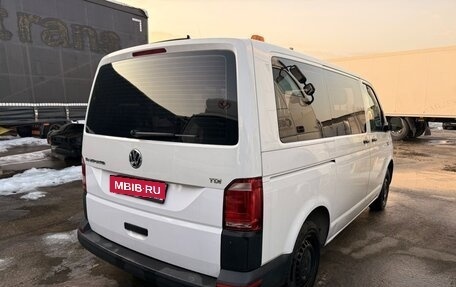 Volkswagen Transporter T6 рестайлинг, 2017 год, 3 500 000 рублей, 3 фотография