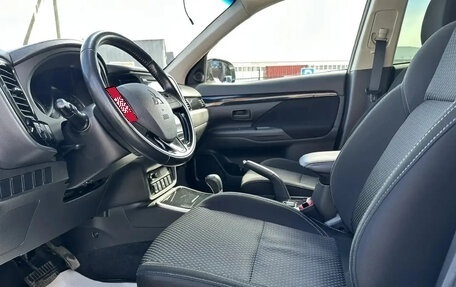 Mitsubishi Outlander III рестайлинг 3, 2018 год, 1 950 000 рублей, 27 фотография